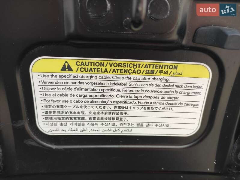 Хэтчбек Nissan Leaf 2012 в Белгороде-Днестровском