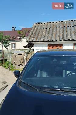 Хетчбек Nissan Leaf 2018 в Дніпрі