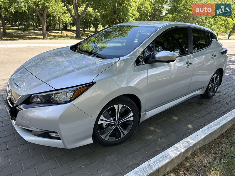 Хетчбек Nissan Leaf 2020 в Ізмаїлі
