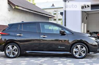 Хетчбек Nissan Leaf 2018 в 