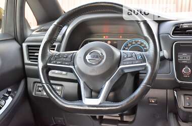 Хетчбек Nissan Leaf 2018 в 