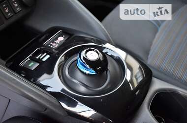 Хетчбек Nissan Leaf 2018 в 