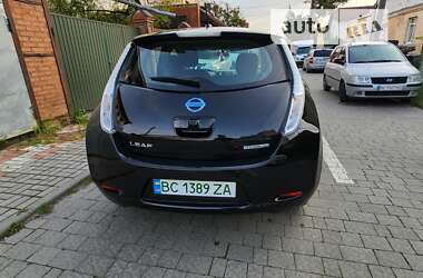 Хэтчбек Nissan Leaf 2014 в Львове