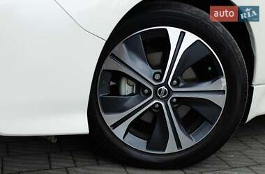 Хэтчбек Nissan Leaf 2020 в 