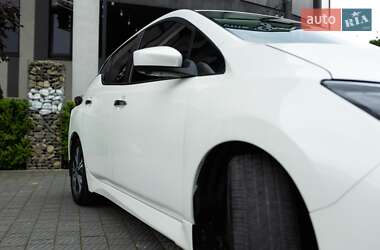 Хэтчбек Nissan Leaf 2020 в 