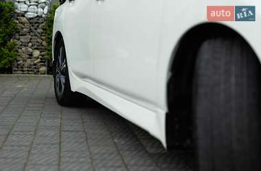 Хэтчбек Nissan Leaf 2020 в 