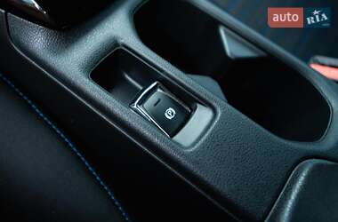 Хэтчбек Nissan Leaf 2020 в 
