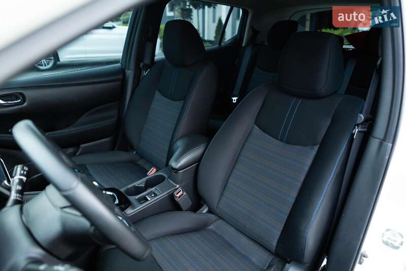 Хэтчбек Nissan Leaf 2020 в Стрые