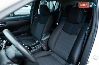 Хэтчбек Nissan Leaf 2020 в 