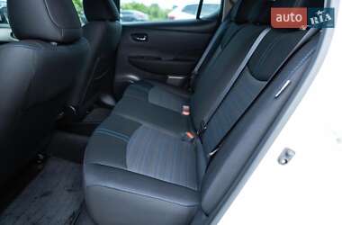 Хэтчбек Nissan Leaf 2020 в 