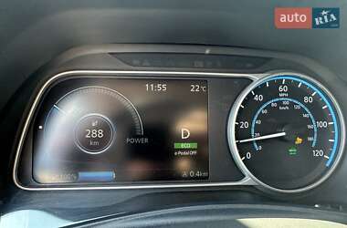 Хэтчбек Nissan Leaf 2020 в 