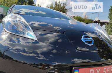 Хэтчбек Nissan Leaf 2013 в Днепре