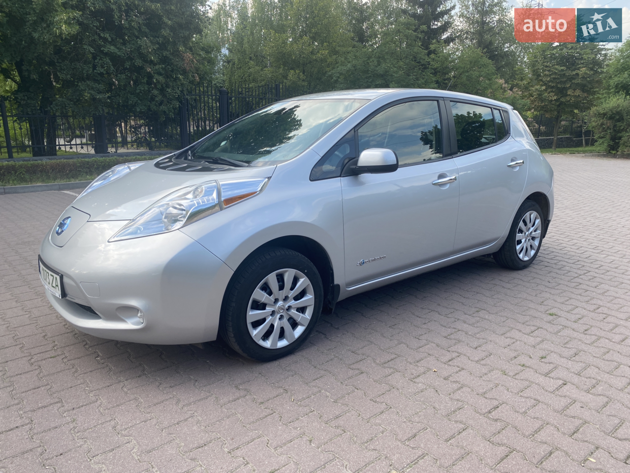2016 Nissan Leaf - мініатюра 14
