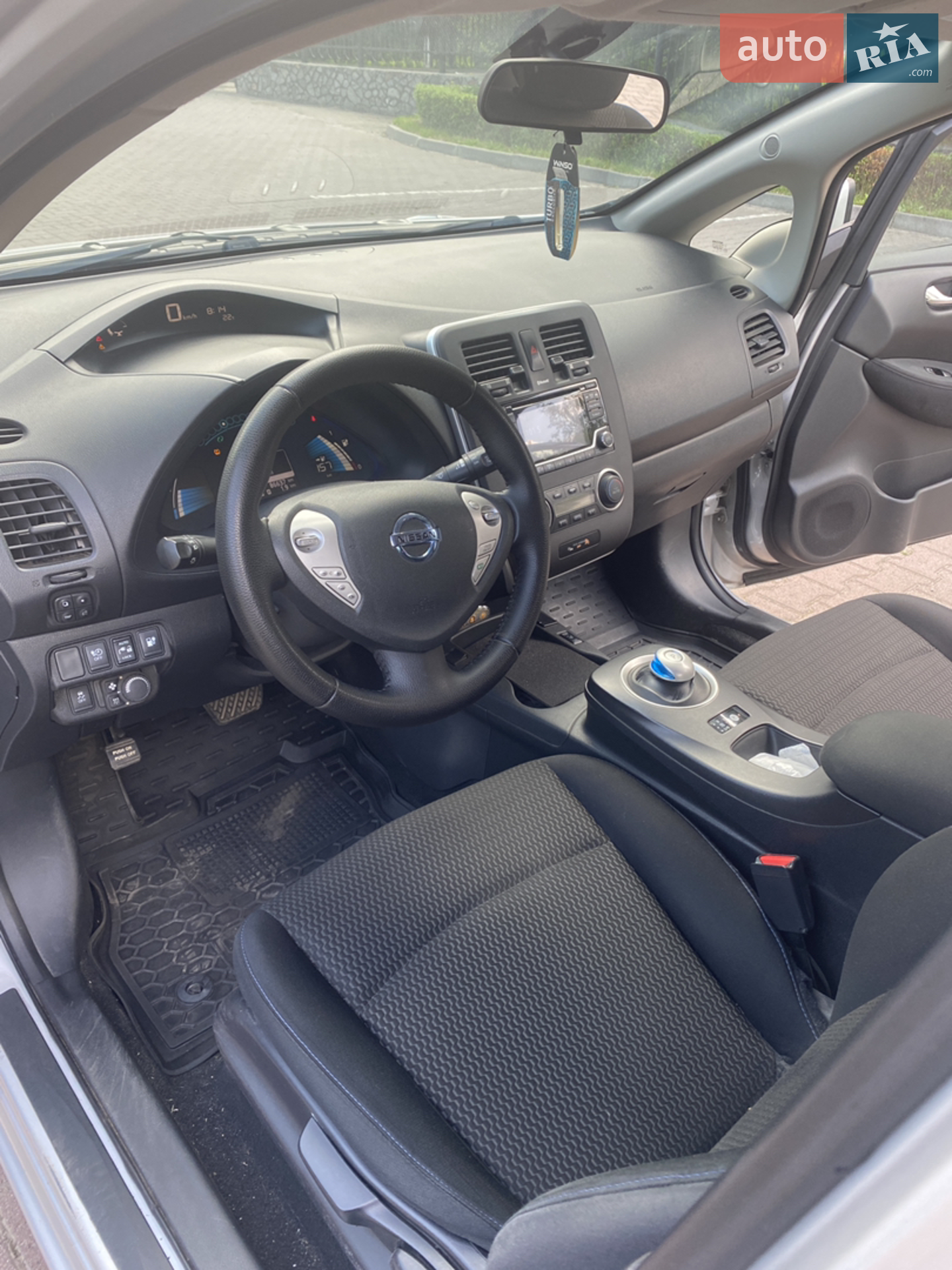 2017 Nissan Leaf - мініатюра 14