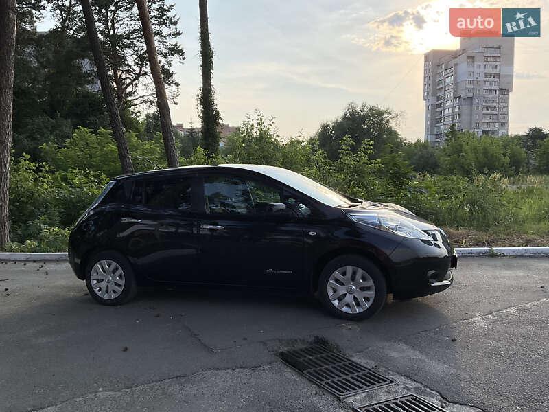 Хэтчбек Nissan Leaf 2015 в Житомире фото 7 Хэтчбек Nissan Leaf 2015 в Житомире