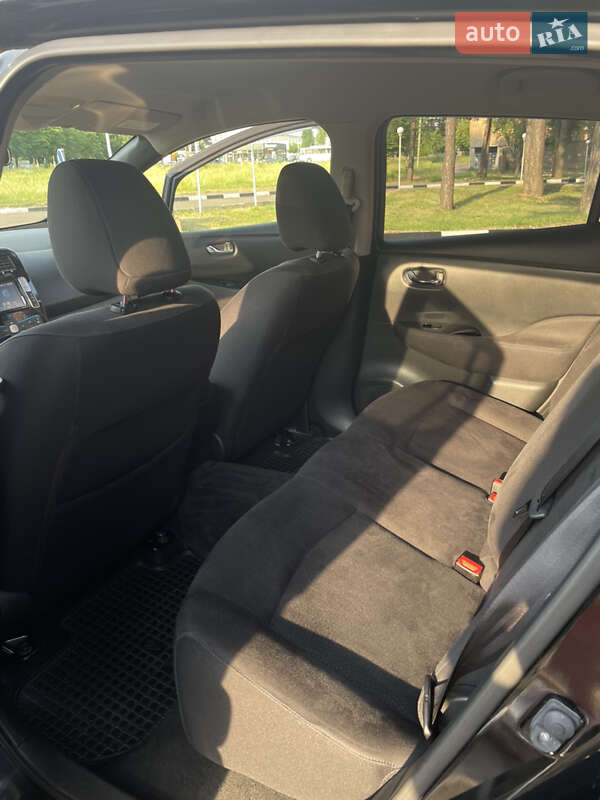 Хэтчбек Nissan Leaf 2015 в Житомире фото 21 Хэтчбек Nissan Leaf 2015 в Житомире