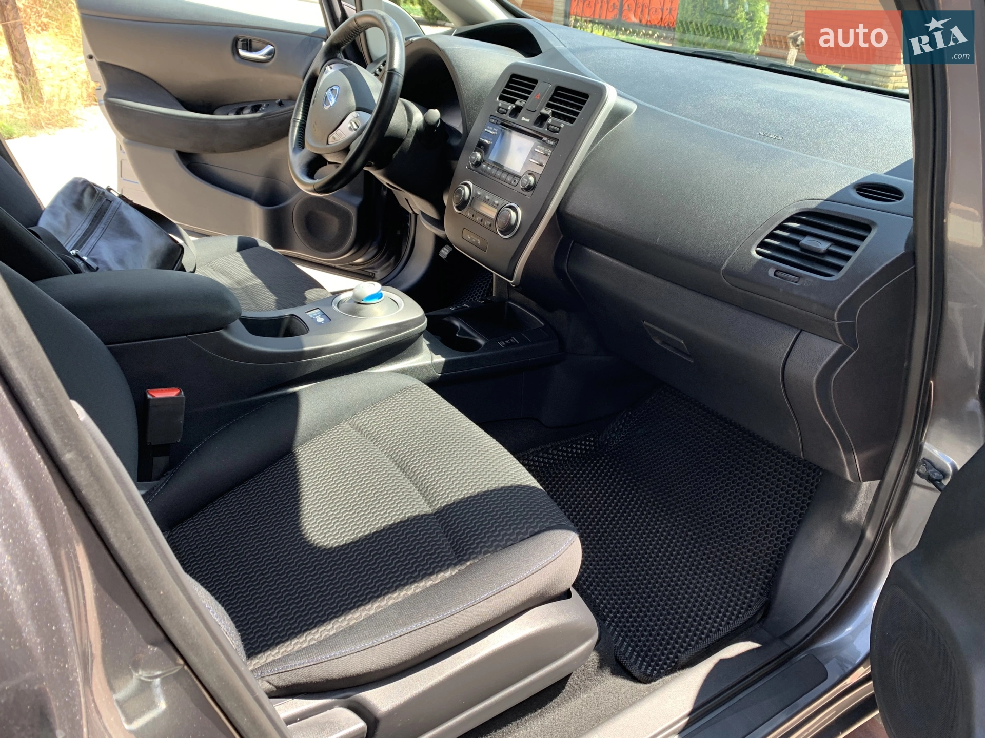2014 Nissan Leaf - мініатюра 20