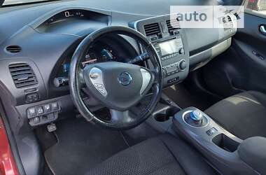 Хэтчбек Nissan Leaf 2013 в Николаеве