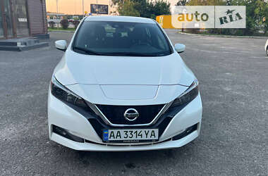 Хетчбек Nissan Leaf 2020 в Києві