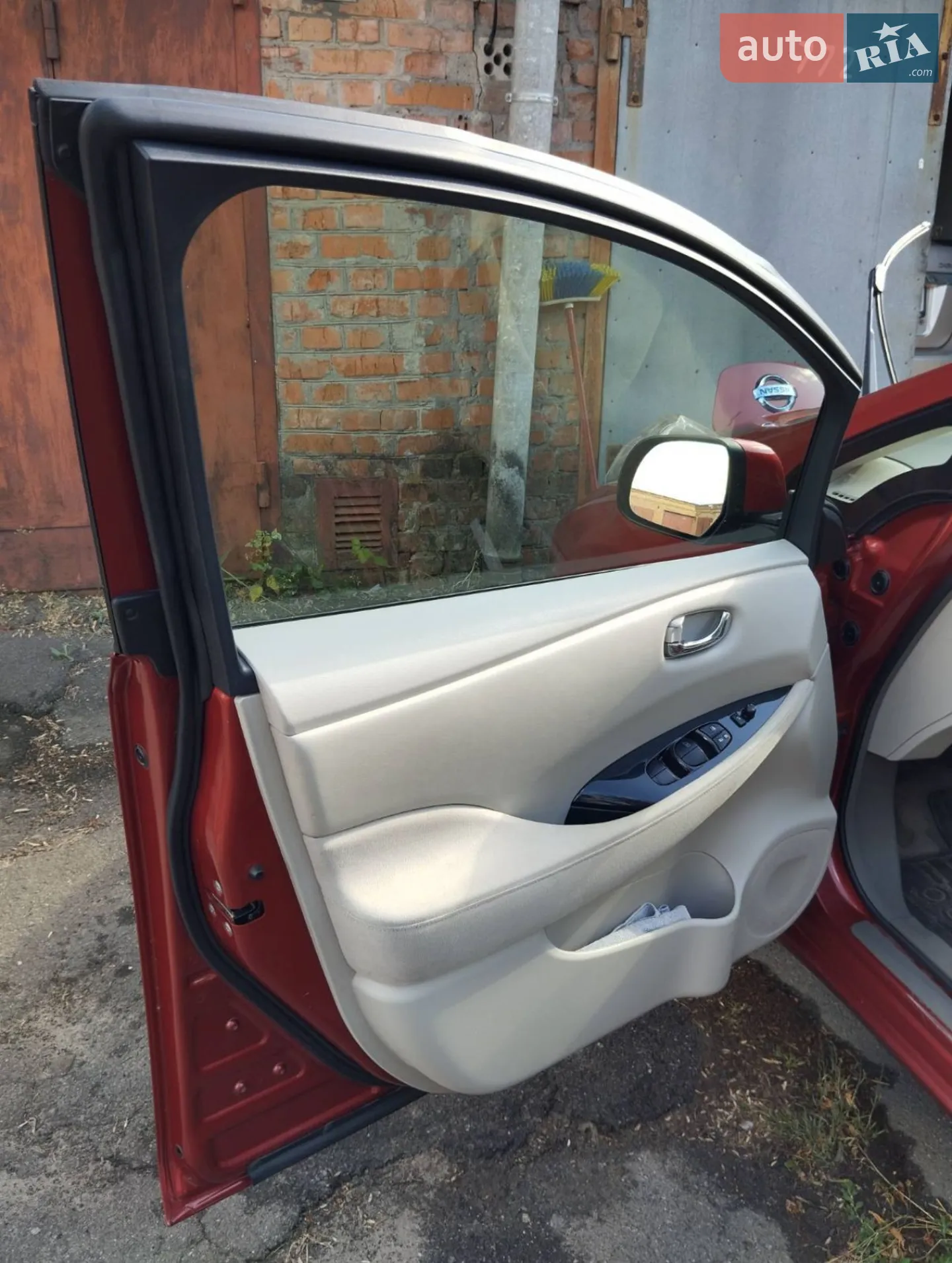 2012 Nissan Leaf - мініатюра 15