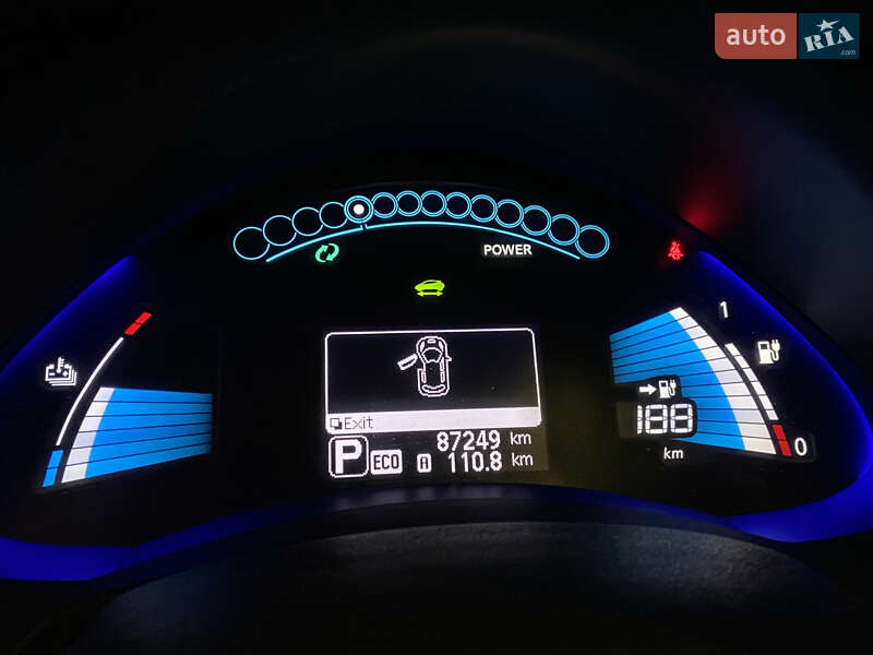 Хэтчбек Nissan Leaf 2017 в Миргороде