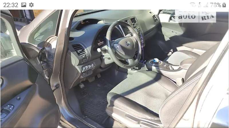 Хэтчбек Nissan Leaf 2014 в Полтаве