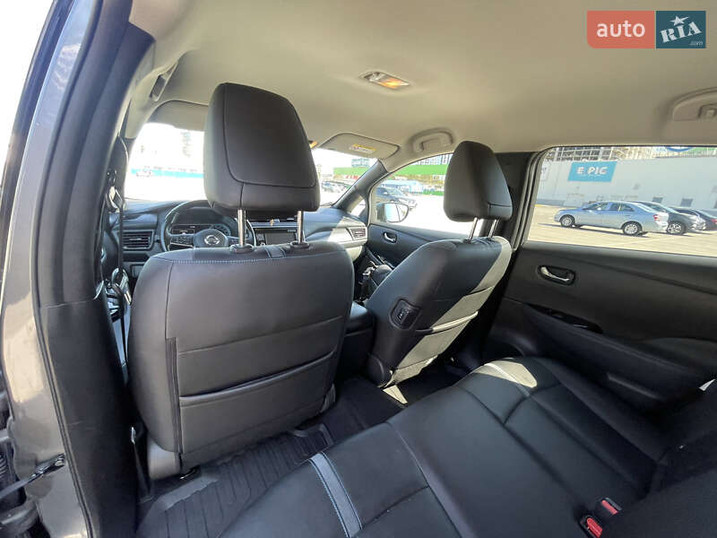 Хэтчбек Nissan Leaf 2019 в Одессе