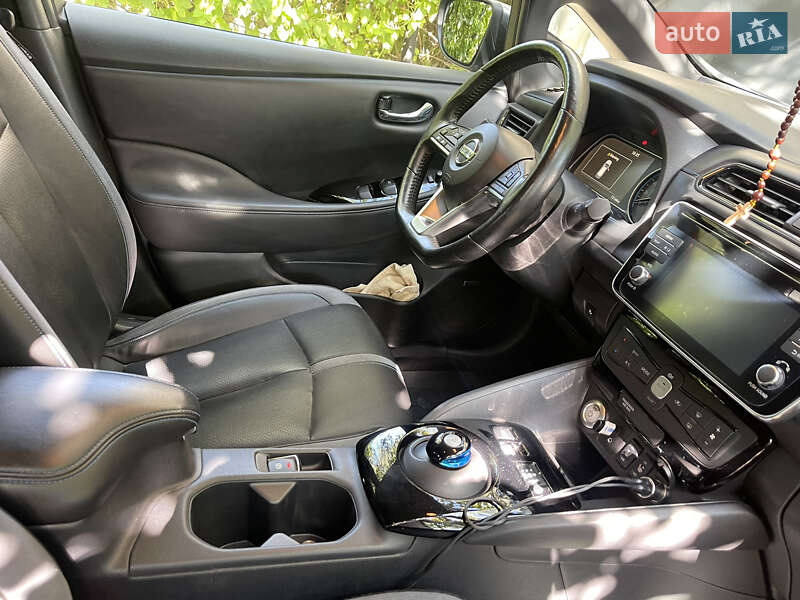Хэтчбек Nissan Leaf 2019 в Одессе