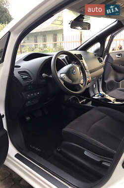 Хетчбек Nissan Leaf 2017 в 
