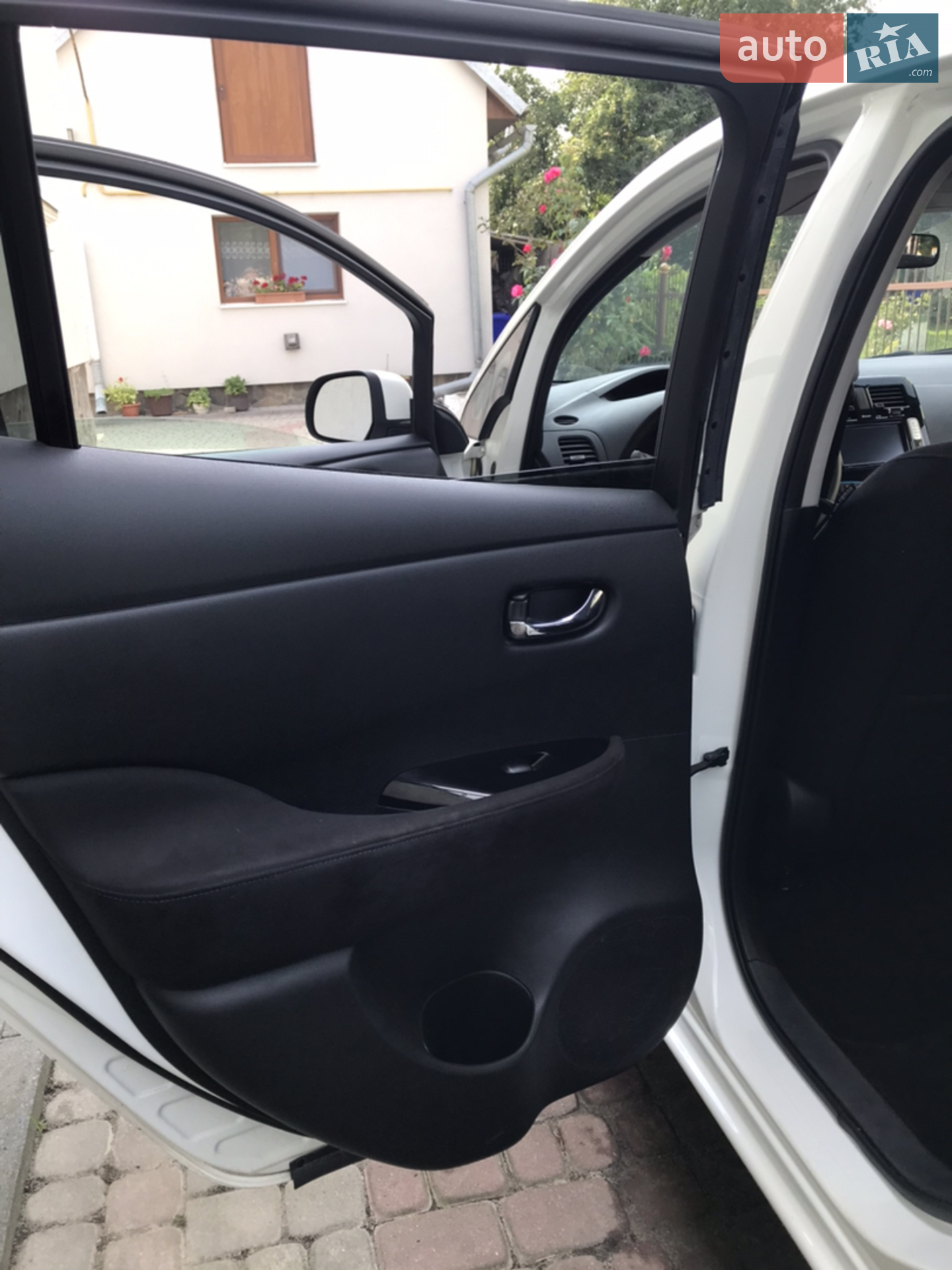 2017 Nissan Leaf - мініатюра 19