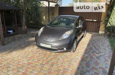 Хетчбек Nissan Leaf 2013 в 