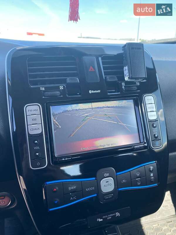 Хетчбек Nissan Leaf 2014 в Львові