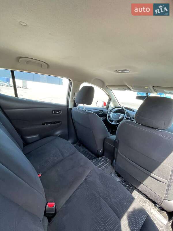 Хетчбек Nissan Leaf 2014 в Львові