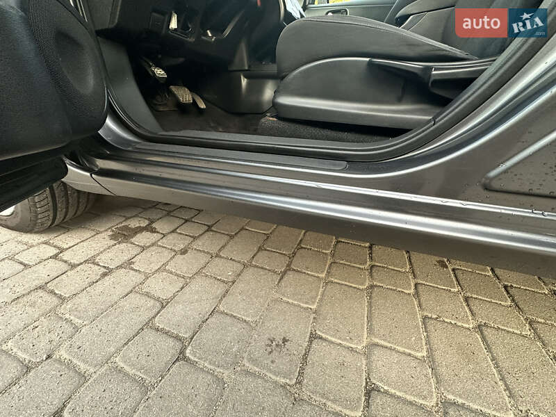 Хетчбек Nissan Leaf 2013 в Харкові фото 13 Хетчбек Nissan Leaf 2013 в Харкові