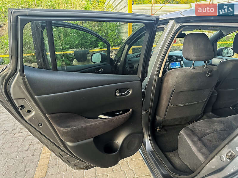 Хетчбек Nissan Leaf 2013 в Харкові фото 17 Хетчбек Nissan Leaf 2013 в Харкові