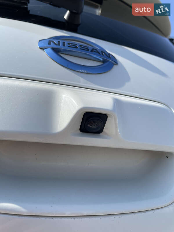Хэтчбек Nissan Leaf 2013 в Виннице