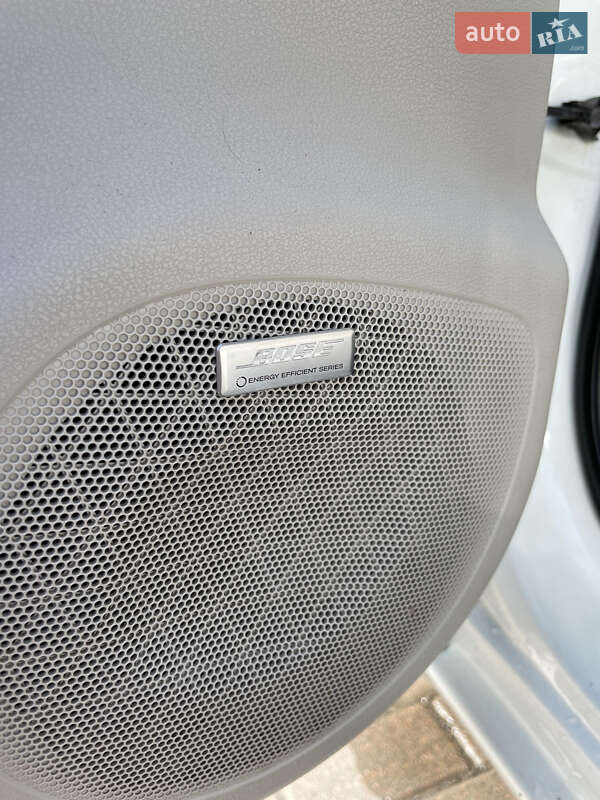Хэтчбек Nissan Leaf 2013 в Виннице
