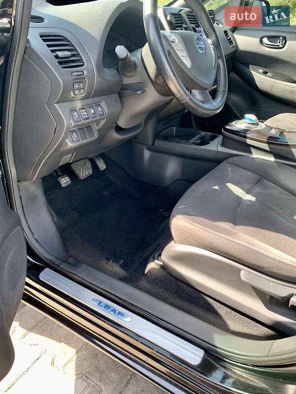 Хэтчбек Nissan Leaf 2013 в Львове фото 12 Хэтчбек Nissan Leaf 2013 в Львове