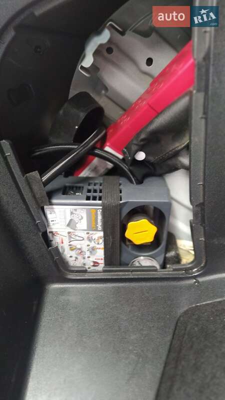 Хетчбек Nissan Leaf 2016 в Вінниці