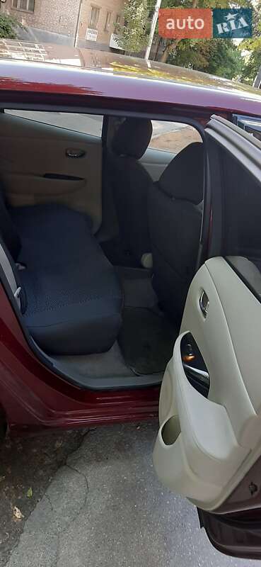 Хэтчбек Nissan Leaf 2017 в Харькове