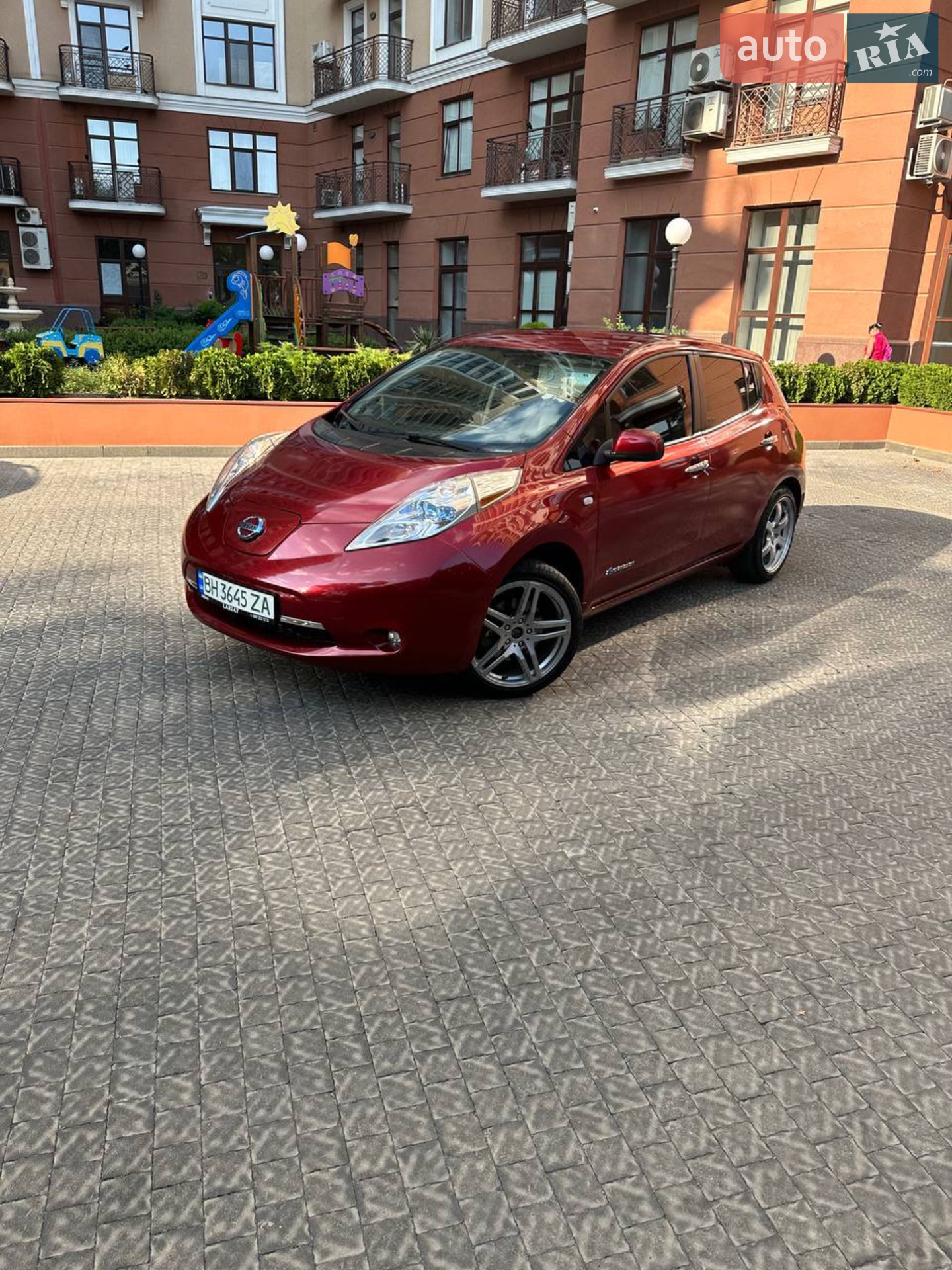 2015 Nissan Leaf - мініатюра 13