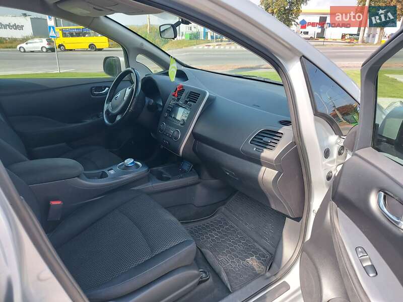 Хэтчбек Nissan Leaf 2015 в Тернополе фото 8 Хэтчбек Nissan Leaf 2015 в Тернополе