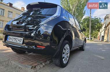 Хэтчбек Nissan Leaf 2014 в 
