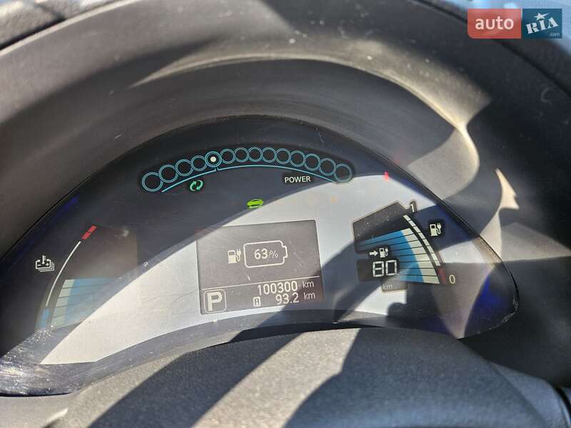 Хэтчбек Nissan Leaf 2014 в Одессе