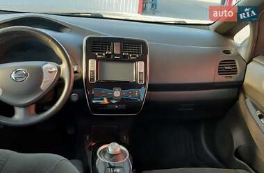 Хэтчбек Nissan Leaf 2015 в Луцке