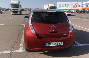 Хэтчбек Nissan Leaf 2012 в Львове