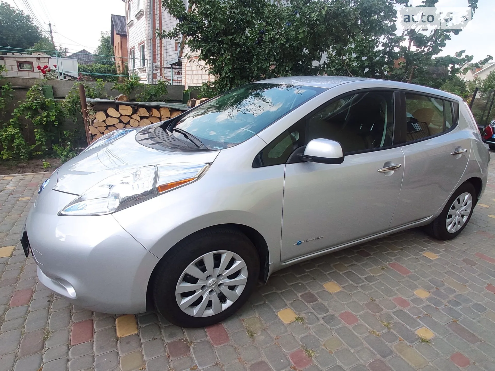 2016 Nissan Leaf - мініатюра 11