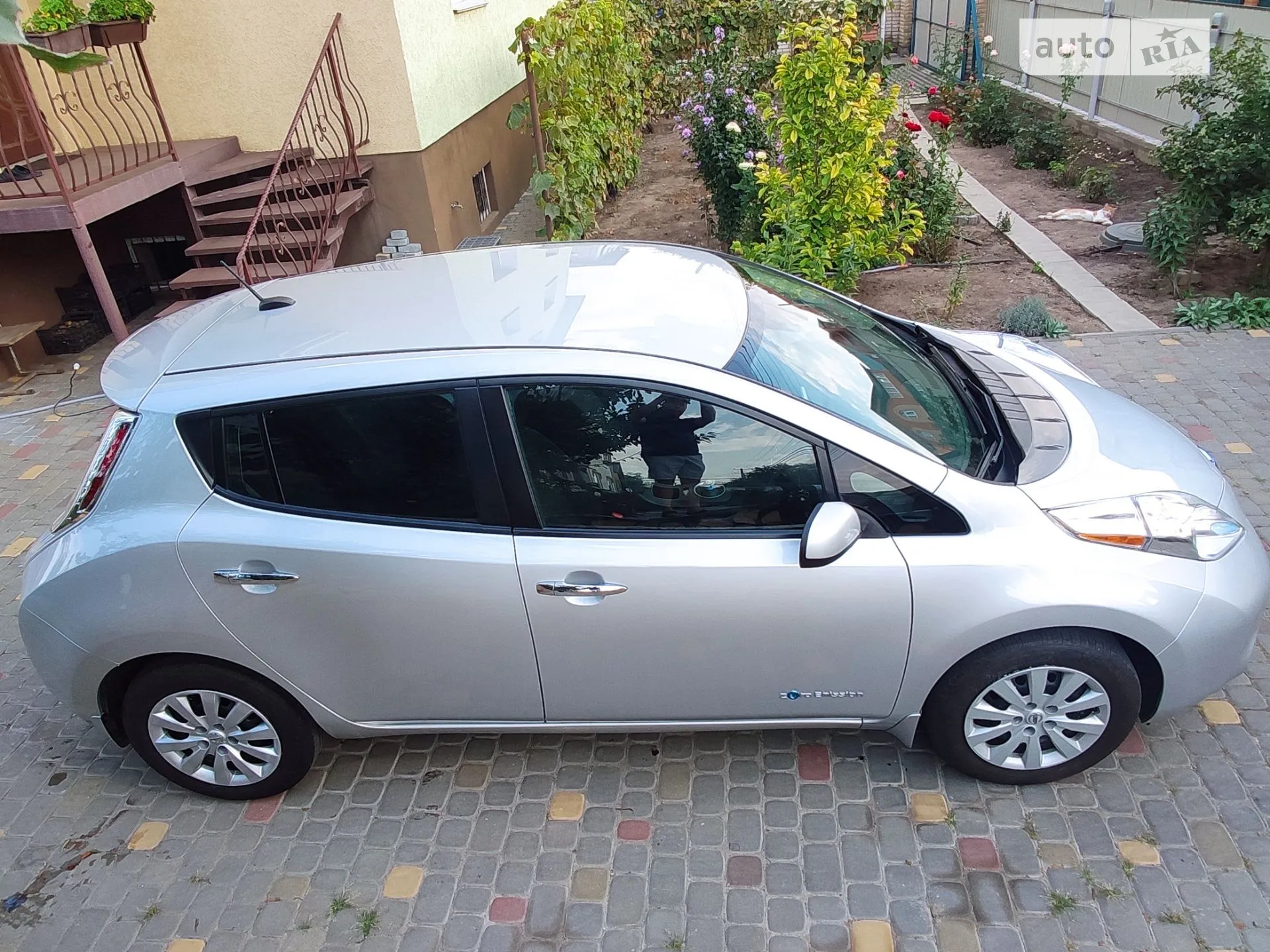2016 Nissan Leaf - мініатюра 12