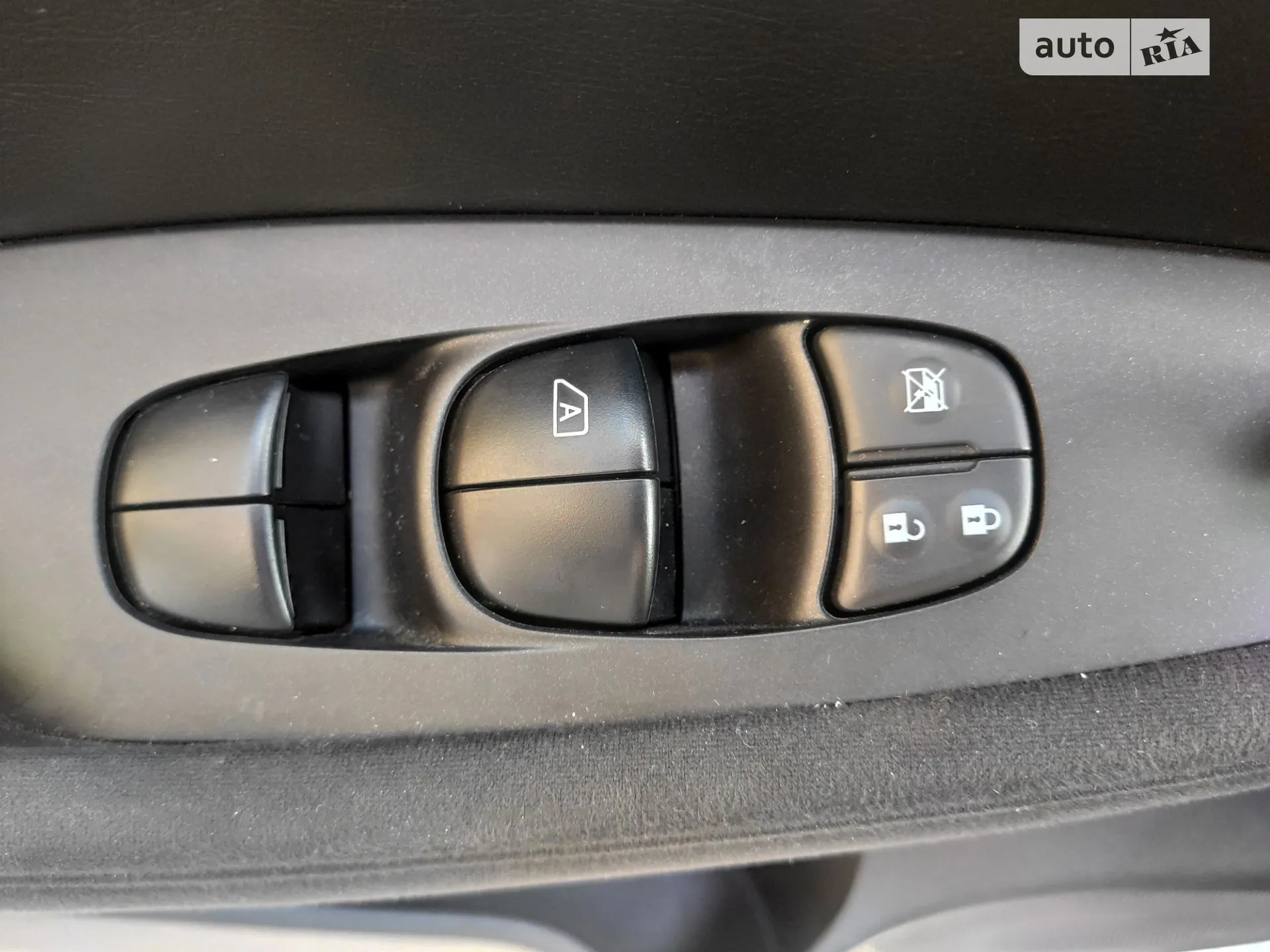 2016 Nissan Leaf - мініатюра 24