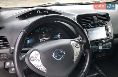 Хэтчбек Nissan Leaf 2013 в Черноморске